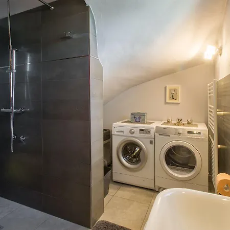 Malerische Mit Privatpool, Mediterranem Garten, Outdoor-kueche, Waschmaschine, Trockner Višnjan